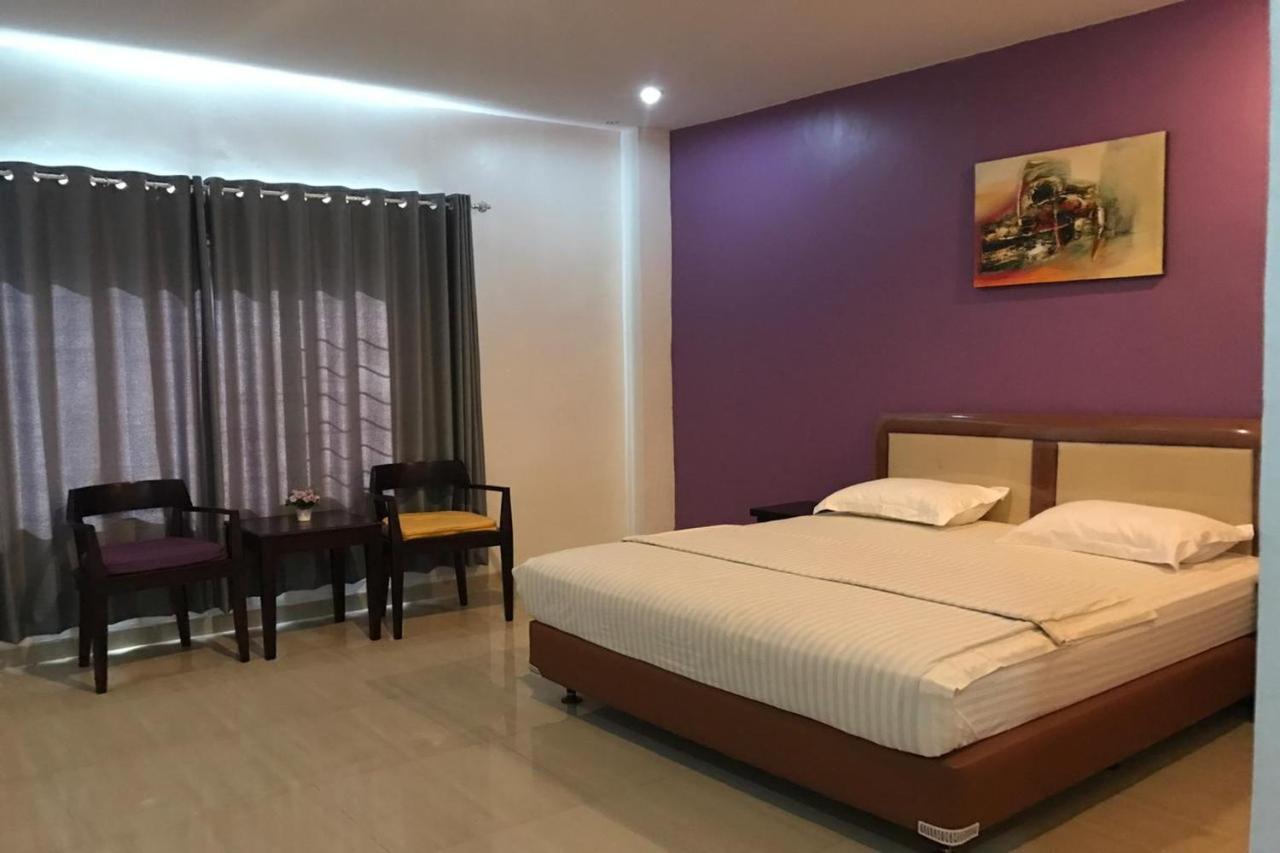 Liras Hotel Syariah Pulupanda Exterior photo